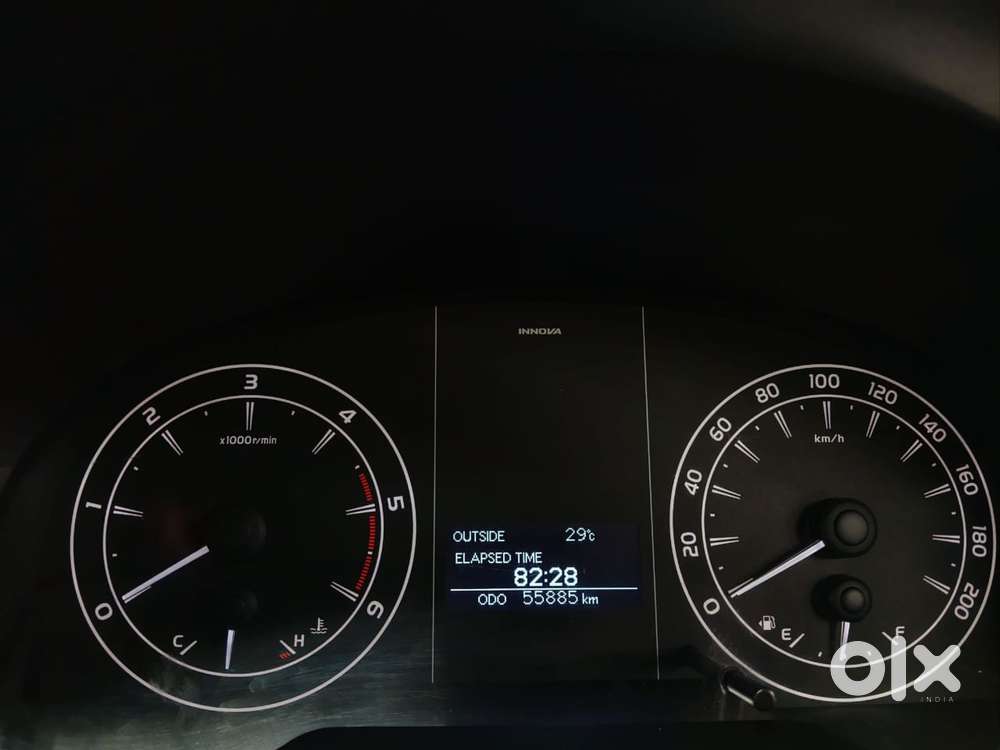 Toyota Innova Crysta [2020-ongoing] 2.4 Gx At 7 Str, 2021, Diesel