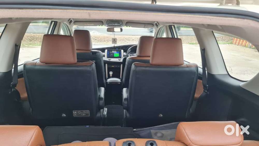 Toyota Innova Crysta 2.8z Automatic, 2017, Diesel