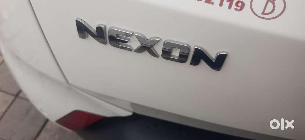 Tata Nexon 1.5 Revotorq Xz Plus, 2018, Petrol