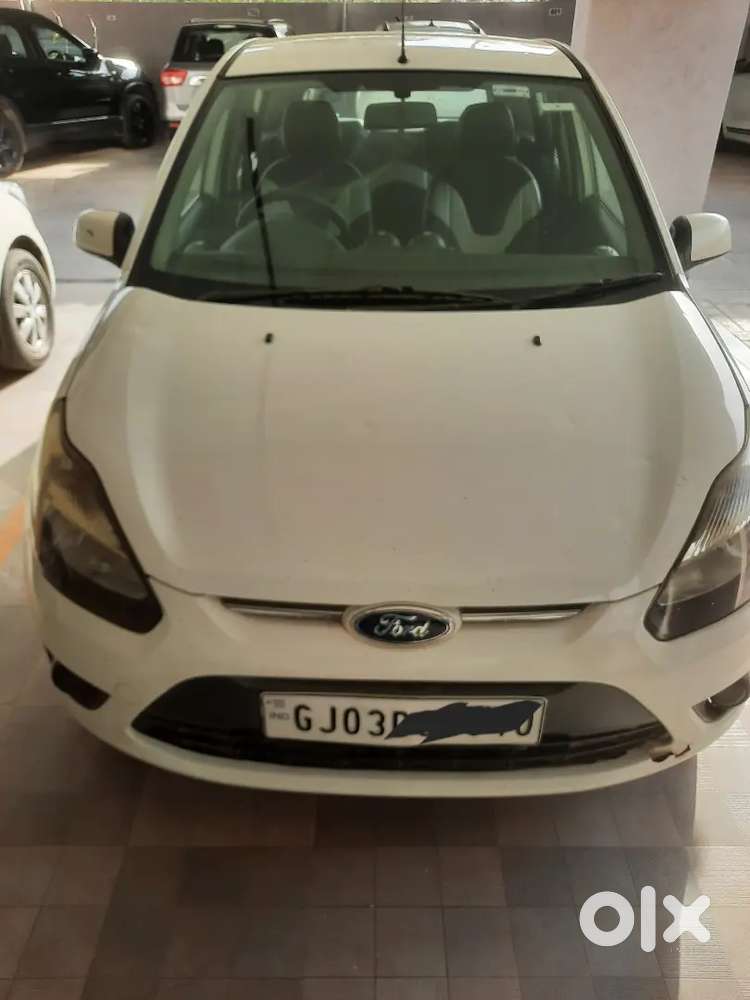 Ford Figo 2011 Petrol 105000 Km Driven White Colour Rajkot Passing