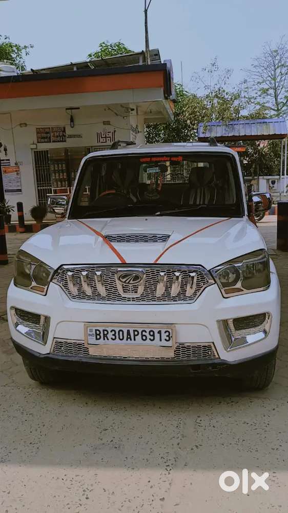 Mahindra Scorpio 2015