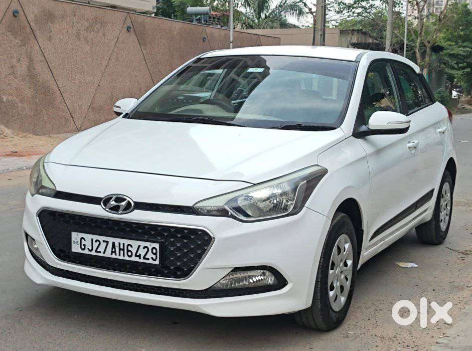 Hyundai Elite I20 1.4 Sportz (o) Crdi, 2015, Diesel