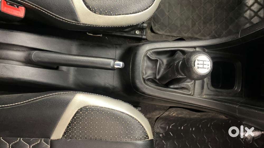 Maruti Suzuki Swift Vxi, 2015, Petrol