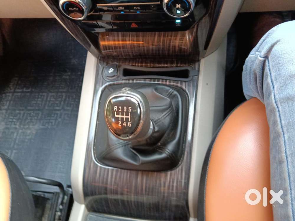 Toyota Innova Hycross 2.0 Zx Hybrid 7 Str, 2023, Cng & Hybrids