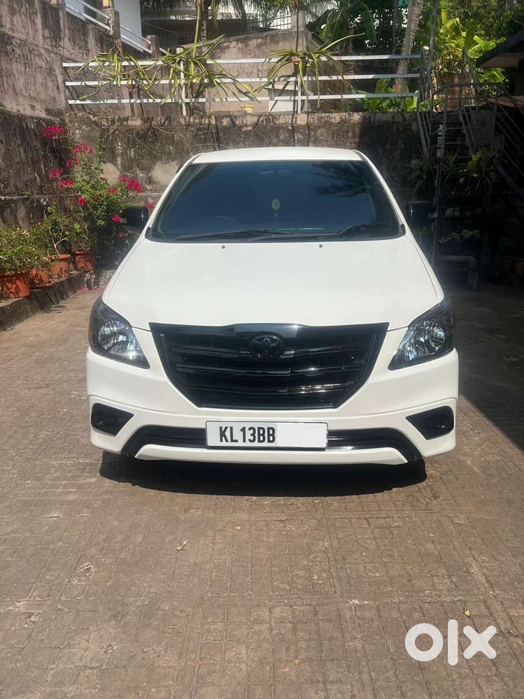 Toyota Innova 2015 Diesel 108000 Km Driven