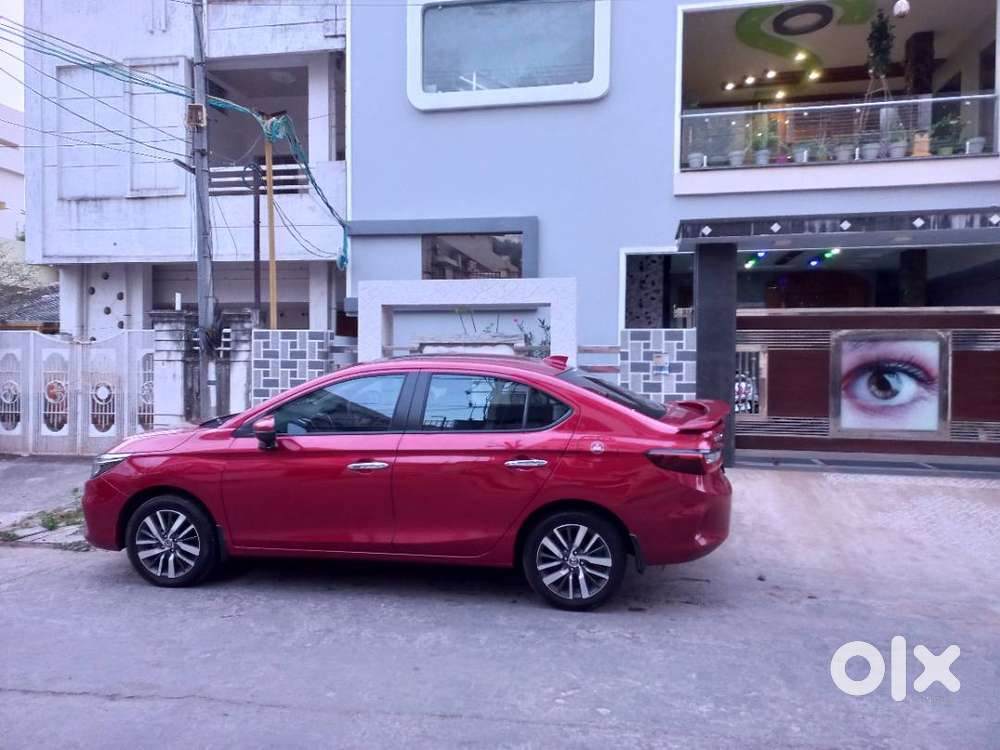 Automatic Honda City 2022 Petrol 95000 Km Driven 1st Owner