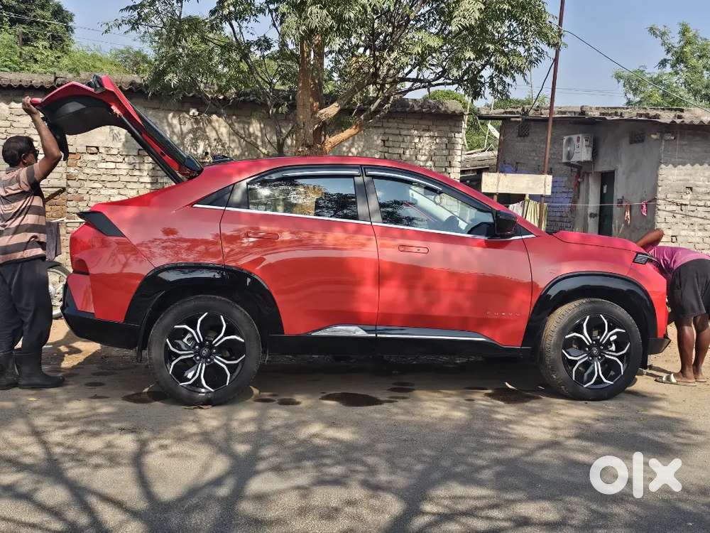Tata Curvv Diesel Red Top Model Manual