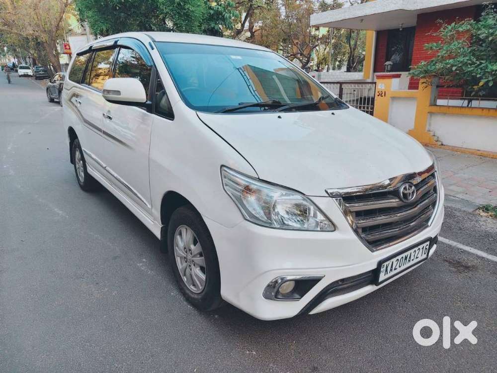 Toyota Innova 2.5 Gx 7 Seater Bs Iv, 2015, Diesel