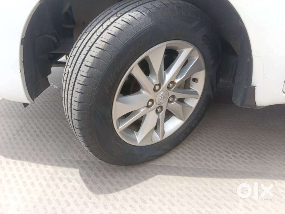 Toyota Innova Crysta 2.4 Gx Mt 8s, 2023, Diesel