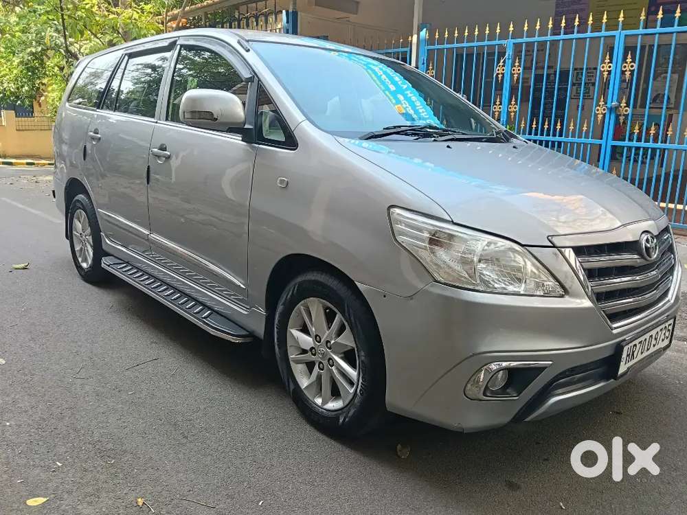 Innova 2.5 G Diesel Varaint