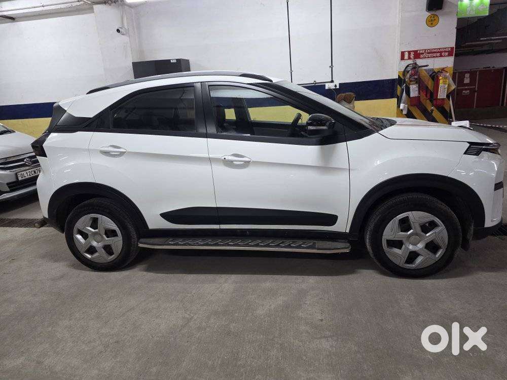 Tata Nexon Creative Plus S 1.2 Revotron Petrol 6 Mt Dt, 2025, Cng & ..