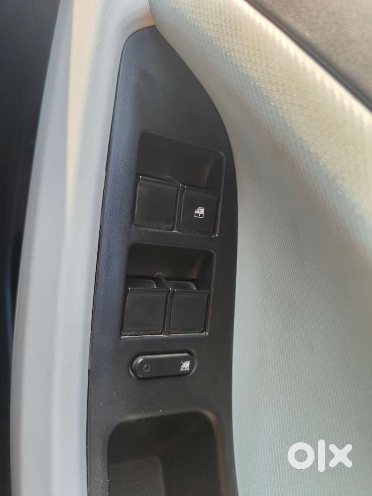 Tata Nexon Creative 1.2 Revotron Petrol 6 Amt, 2024, Petrol