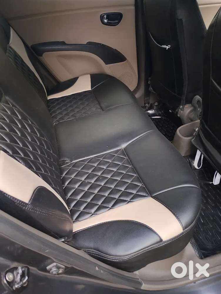Hyundai I10 Asta 2012 Petrol Top End Model  60600 Km Driven
