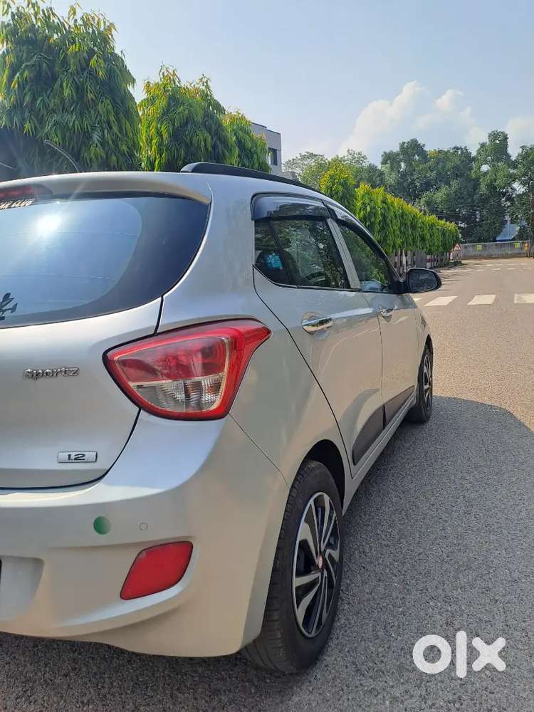 Grand I10 Sportz 1.2