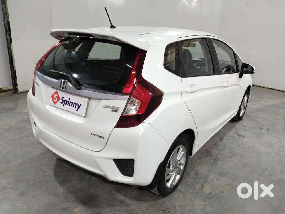 Honda Jazz [2020-2023] 1.2 Vx I-vtec Mt, 2016, Petrol