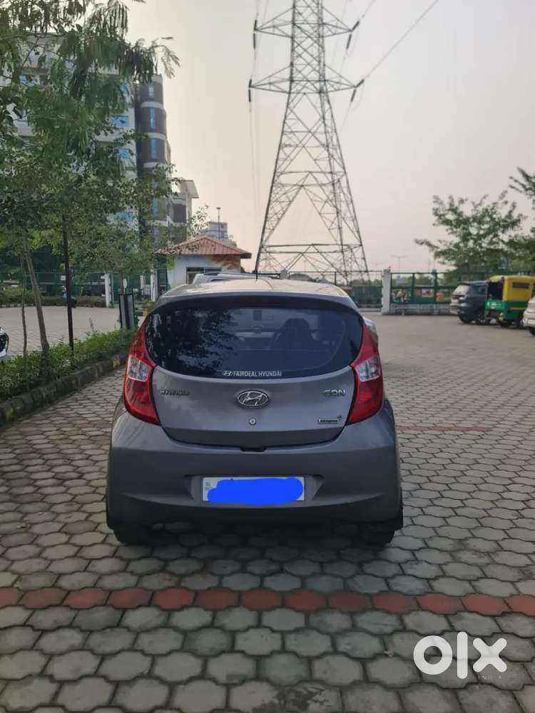 Hyundai's Eon Magna+ Well Maintained