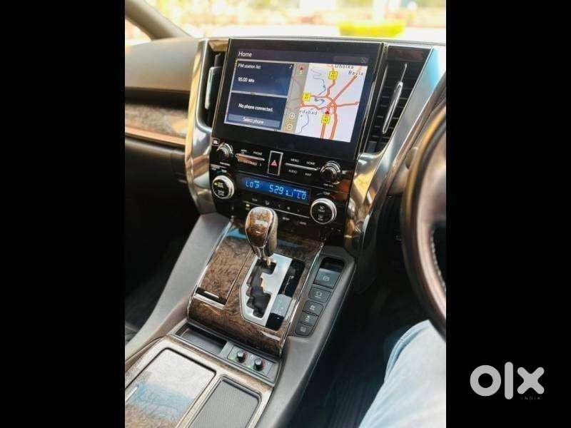 Toyota Vellfire 2.5 Hybrid, 2021, Petrol