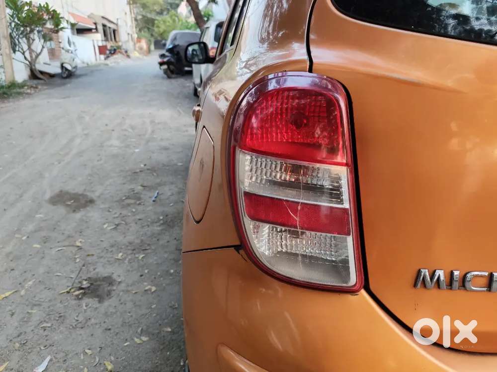 Nissan Micra 2011 Diesel 140000 Km Driven