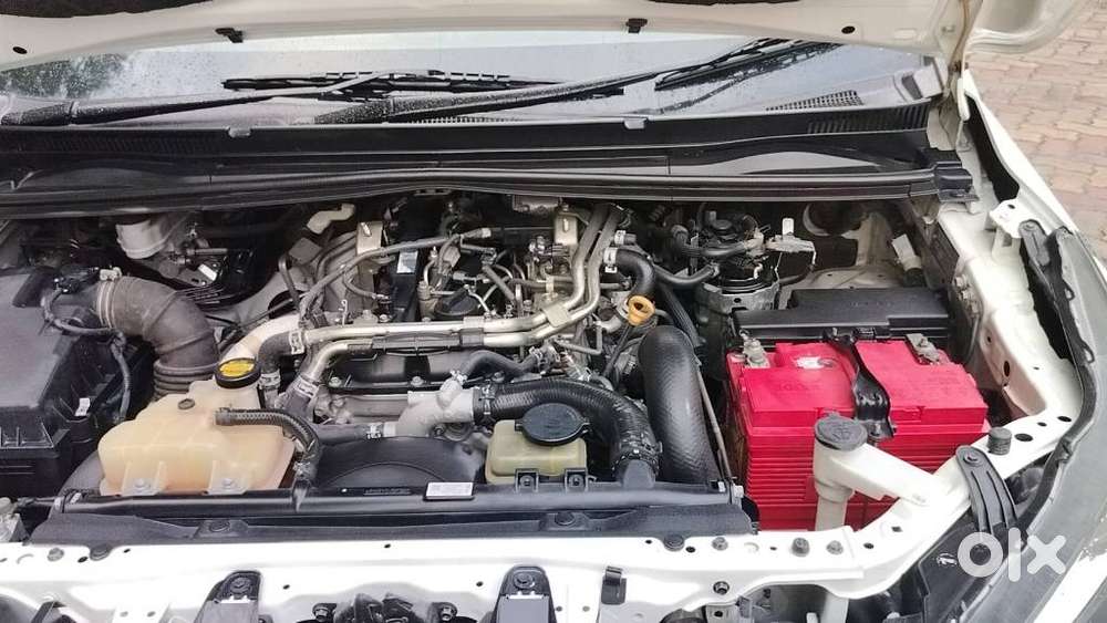 Toyota Innova Crysta 2.4 G Plus Mt 8 Str, 2017, Diesel