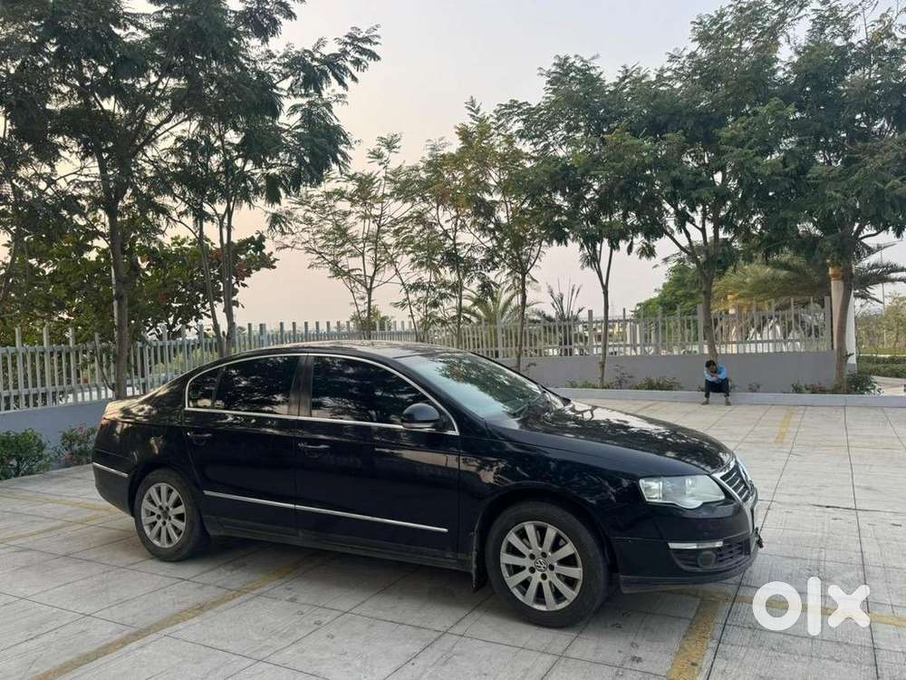 Volkswagen Passat 2010 Petrol Well Maintained