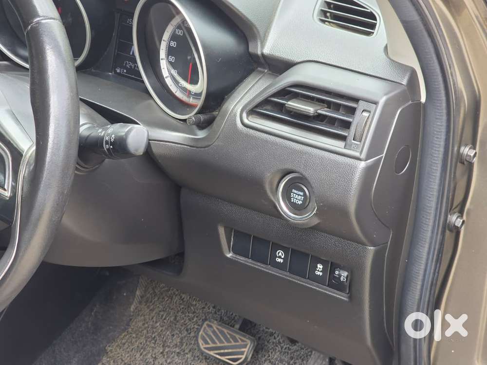 Maruti Suzuki Swift Amt Zxi, 2021, Petrol