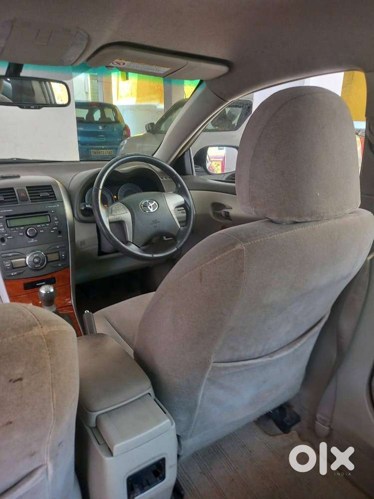 2009 Model Toyota Corolla Altis, Petrol