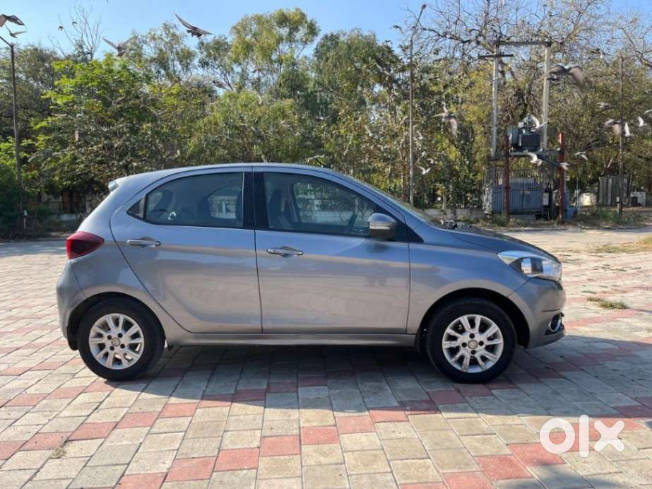 Tata Tiago, 2018, Petrol