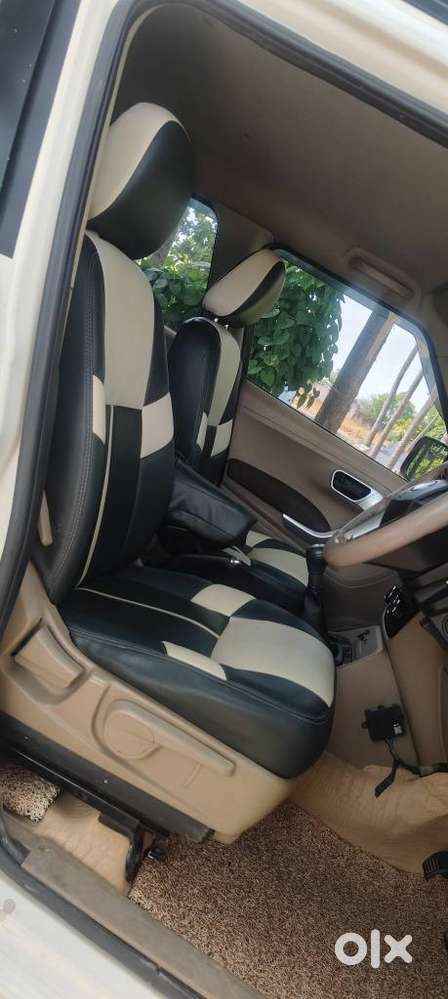Mahindra Tuv 300 T8, 2016, Diesel