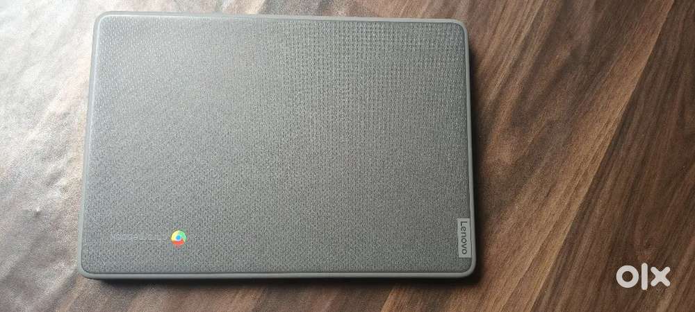 Lenovo Chormebook Ram 4 gb storage 32 gb