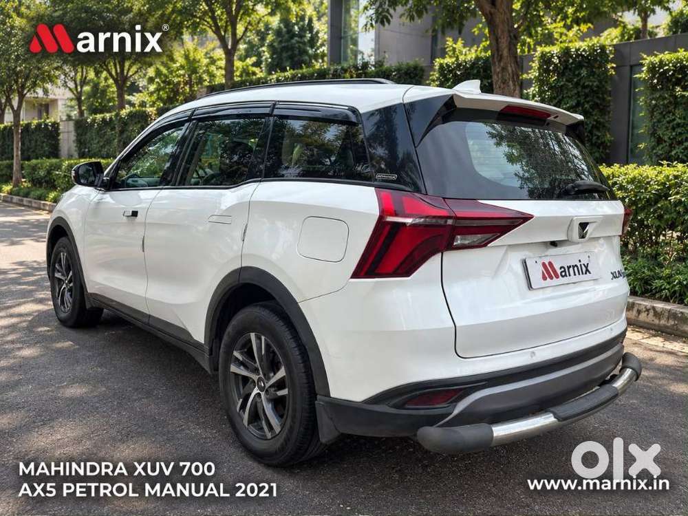 Mahindra Xuv700 Ax 5 Petrol Mt 7 Str (e), 2021, Petrol