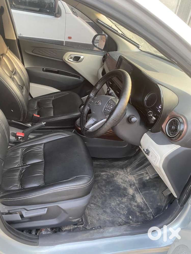 Hyundai Aura Petrol 30000 Km Driven