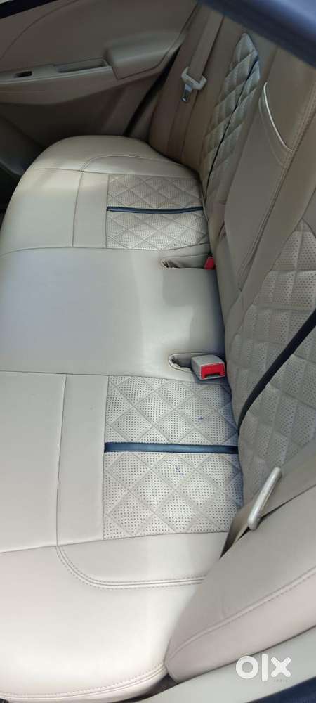 Maruti Suzuki Swift Dzire Amt Zxi, 2022, Petrol