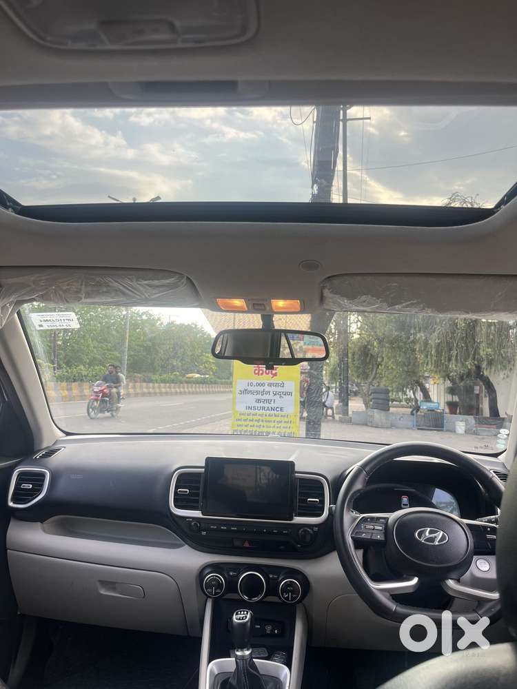 Hyundai Venue 1.5 Crdi Sx (o), 2022, Petrol