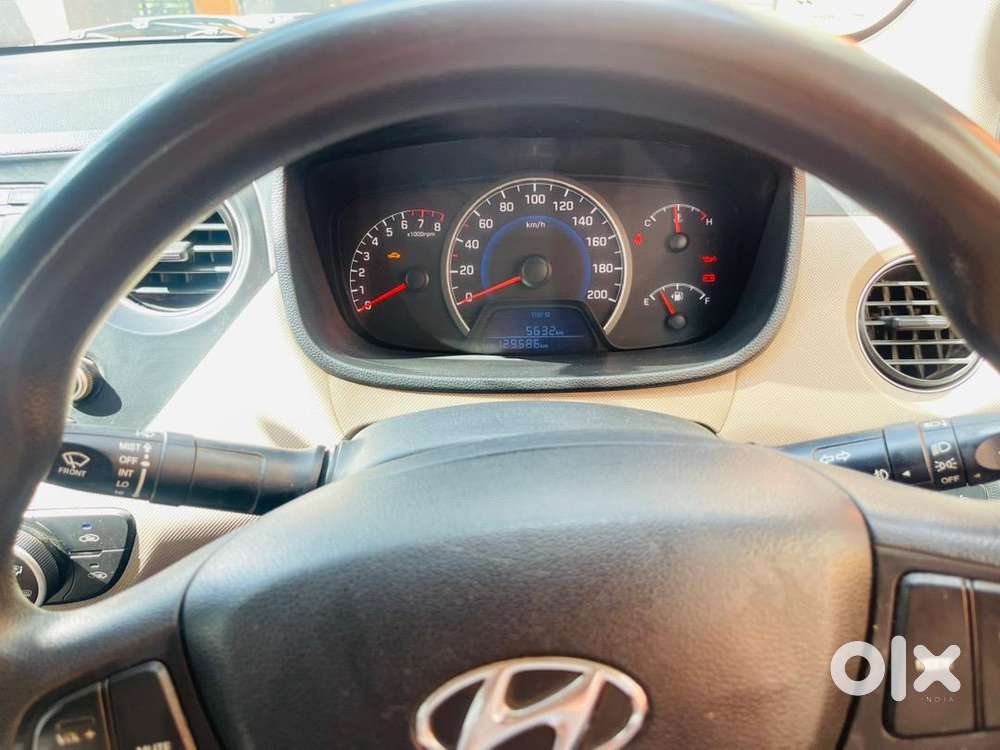 Hyundai Grand I10 2016 Petrol Well Maintained