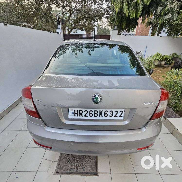 Skoda Laura 1.8 Tsi Ambition, 2011, Petrol