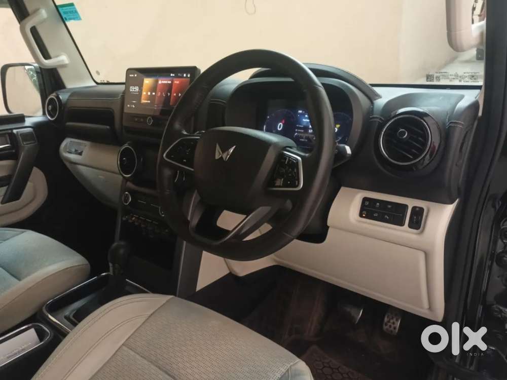 Mahindra Thar Roxx, 2024, Petrol