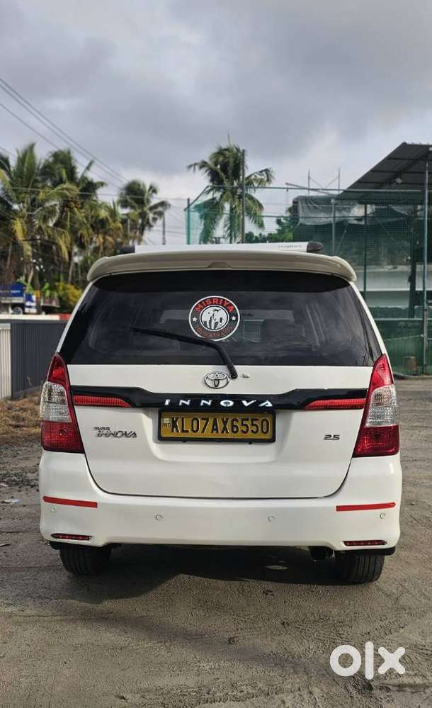 Toyota Innova 2.5 G4 Diesel 8-seater, 2005, Diesel