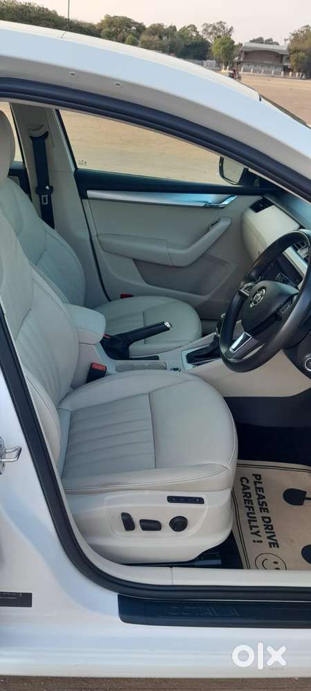 Skoda Octavia 1.8 Tsi At Style, 2019, Petrol