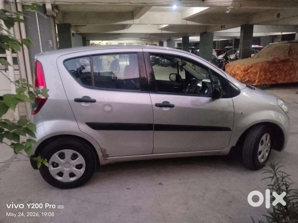 Maruti Suzuki Ritz Vxi, 2011, Petrol