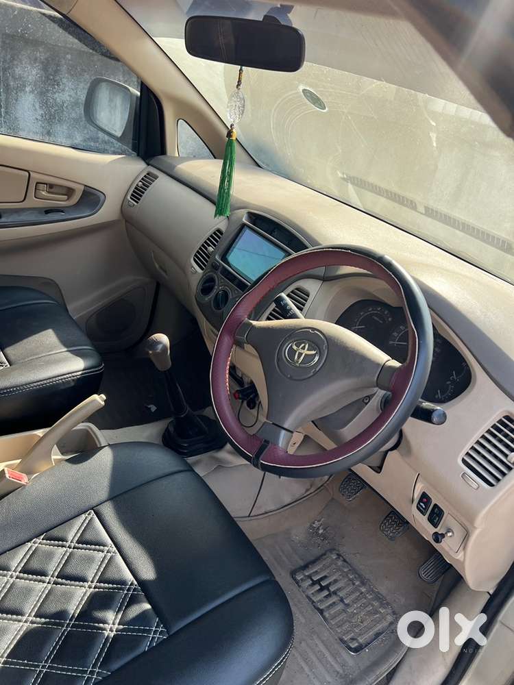 Toyota Innova 2008 Car
