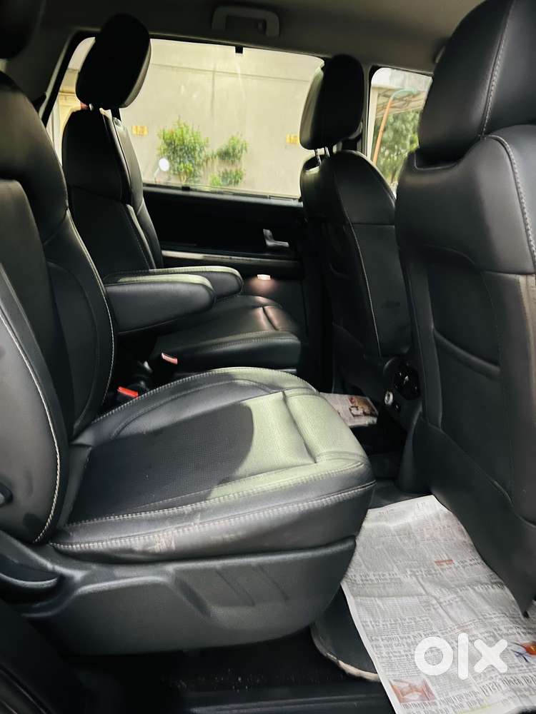 Tata Hexa 2.2 Xta 4x2 7 Str Dual Tone, 2017, Diesel