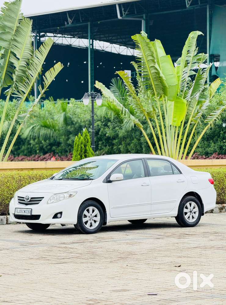 Toyota Corolla Altis, 2010, Petrol