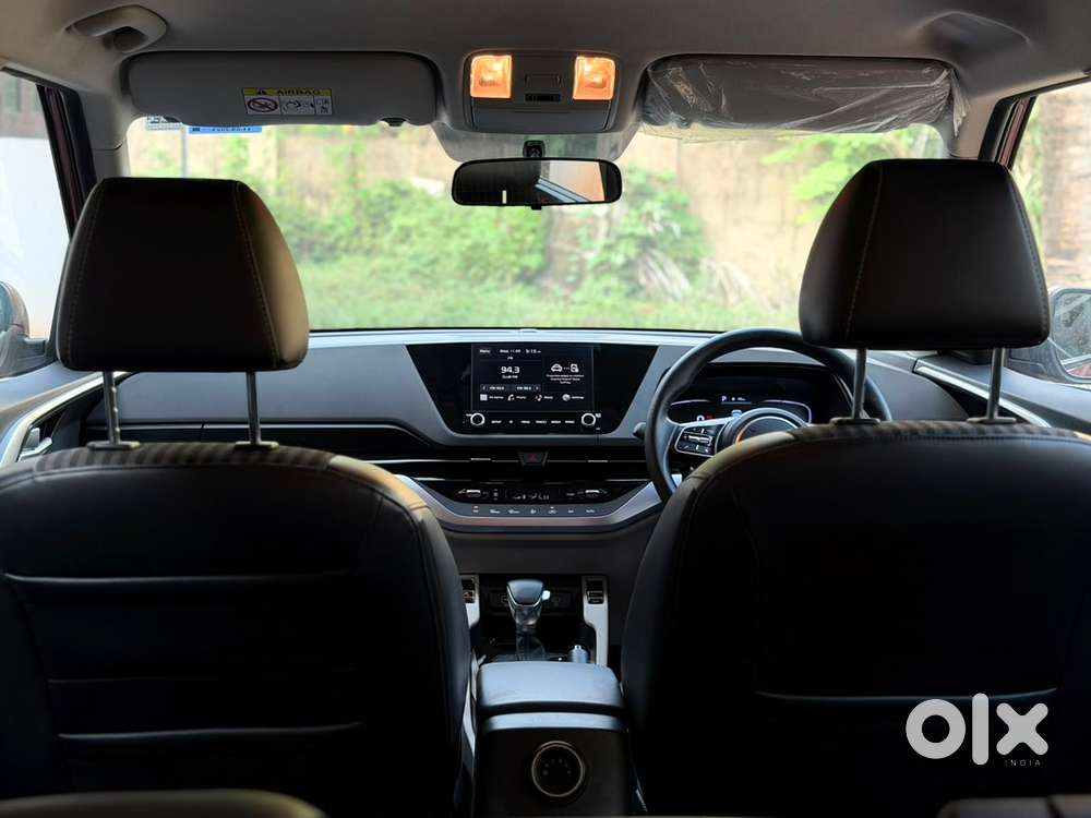 Kia Carens Petrol Automatic 1.5 Dct 2023 Prestige Plus