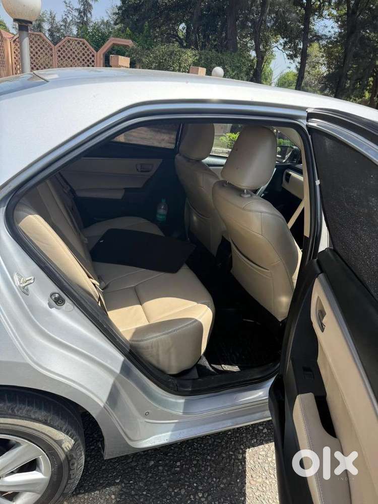 Toyota Corolla Altis 2017 Petrol Well Maintained