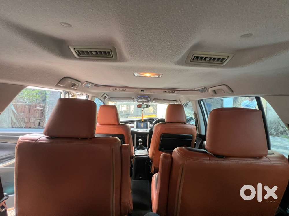 Toyota Innova Crysta 2017