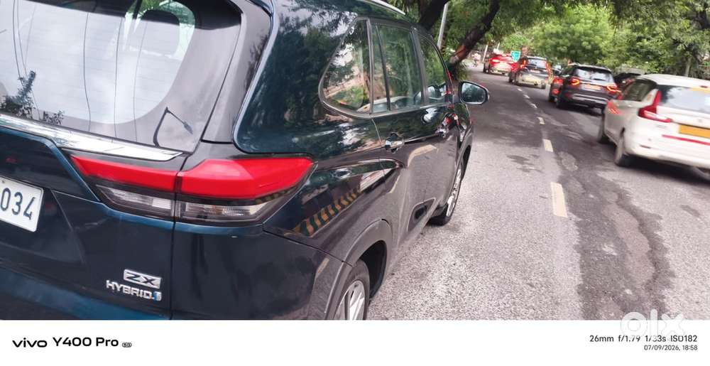 Toyota Innova Hycross 2024 Zxo Hybrid