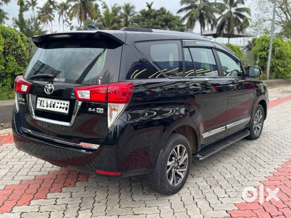 Toyota Innova Crysta [2020-ongoing] 2.4 Gx At 7 Str, 2022, Diesel