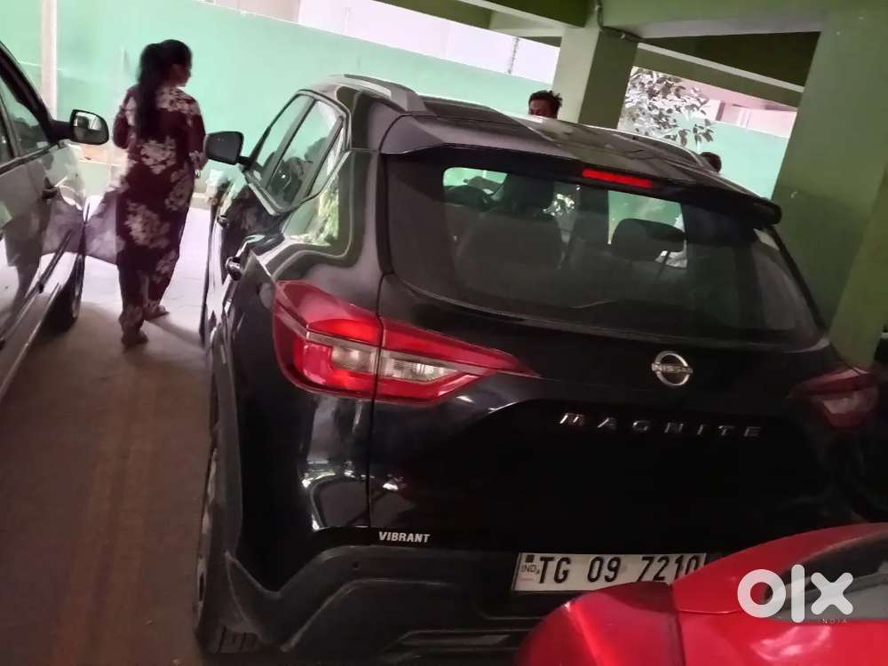 Nissan Magnite 2024 Petrol 6800 Km Driven