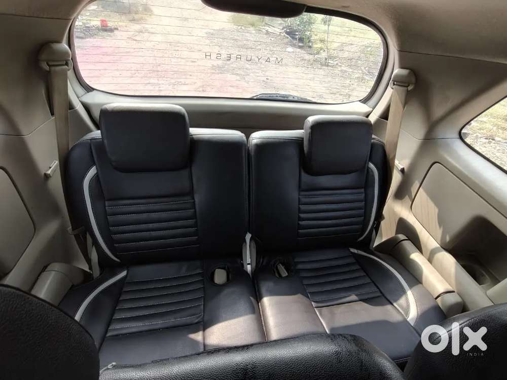Toyota Innova 2012