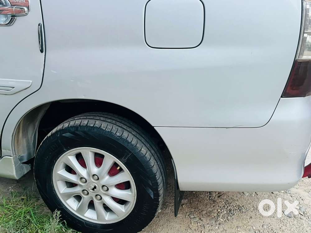 Toyota Innova 2013 Diesel Well Maintained
